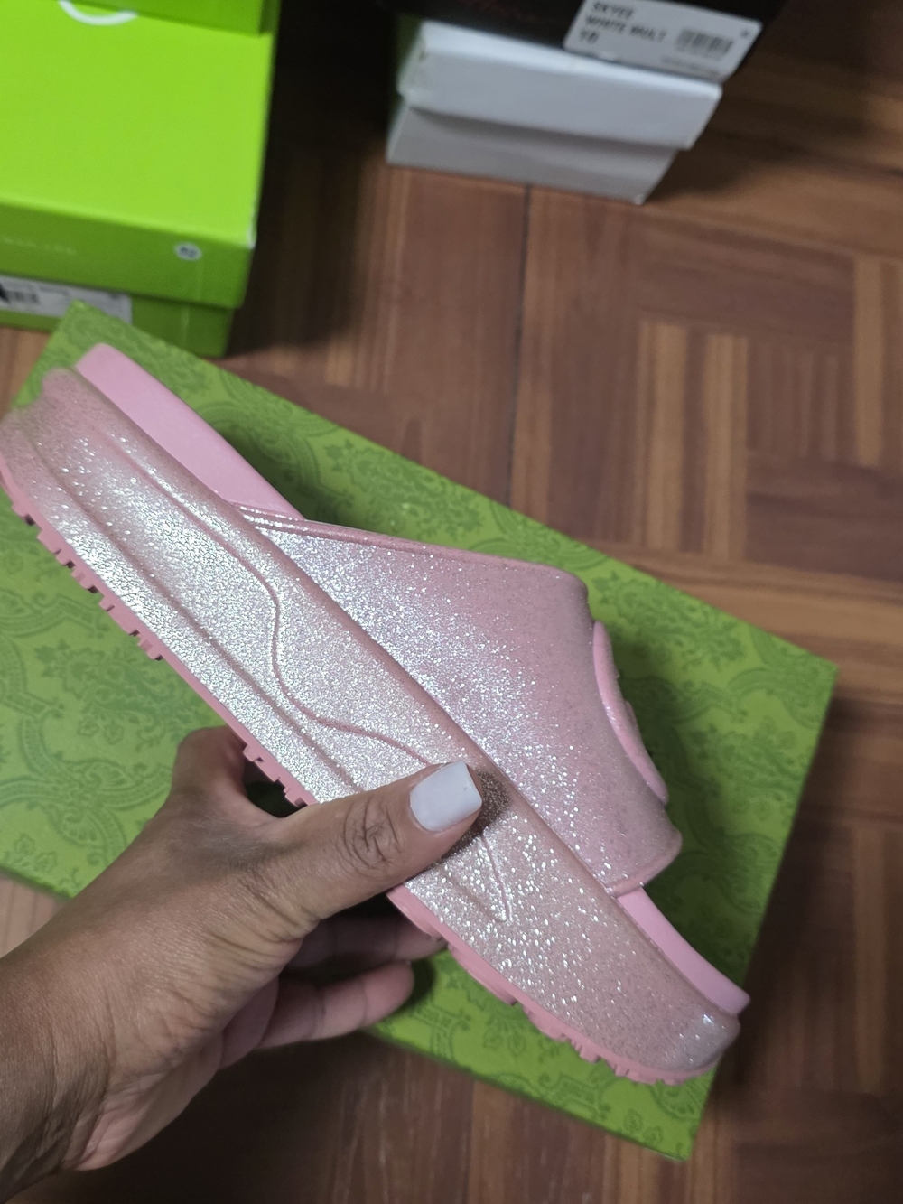 Gucci Pink Glitter Logo Slide Sandal - Picture 3 of 4